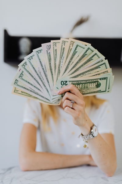 The Investment Banks with the Best and Worst Benefits in 2023: A Comprehensive Comparison