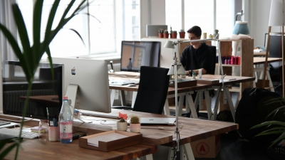 Exploring Front Office vs. Back Office Roles in Investment Banking